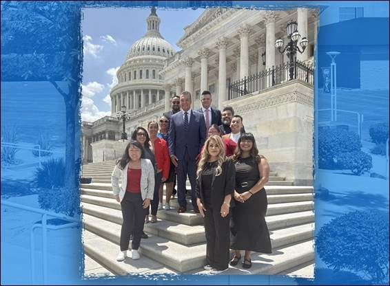 Senator Alex Padilla with Excelencia Fellowship recipients