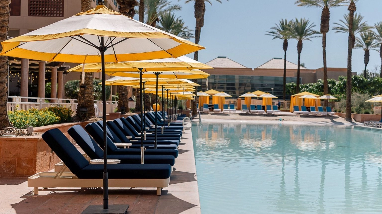 Renaissance Esmeralda Resort & Spa Indian Wells deck photo