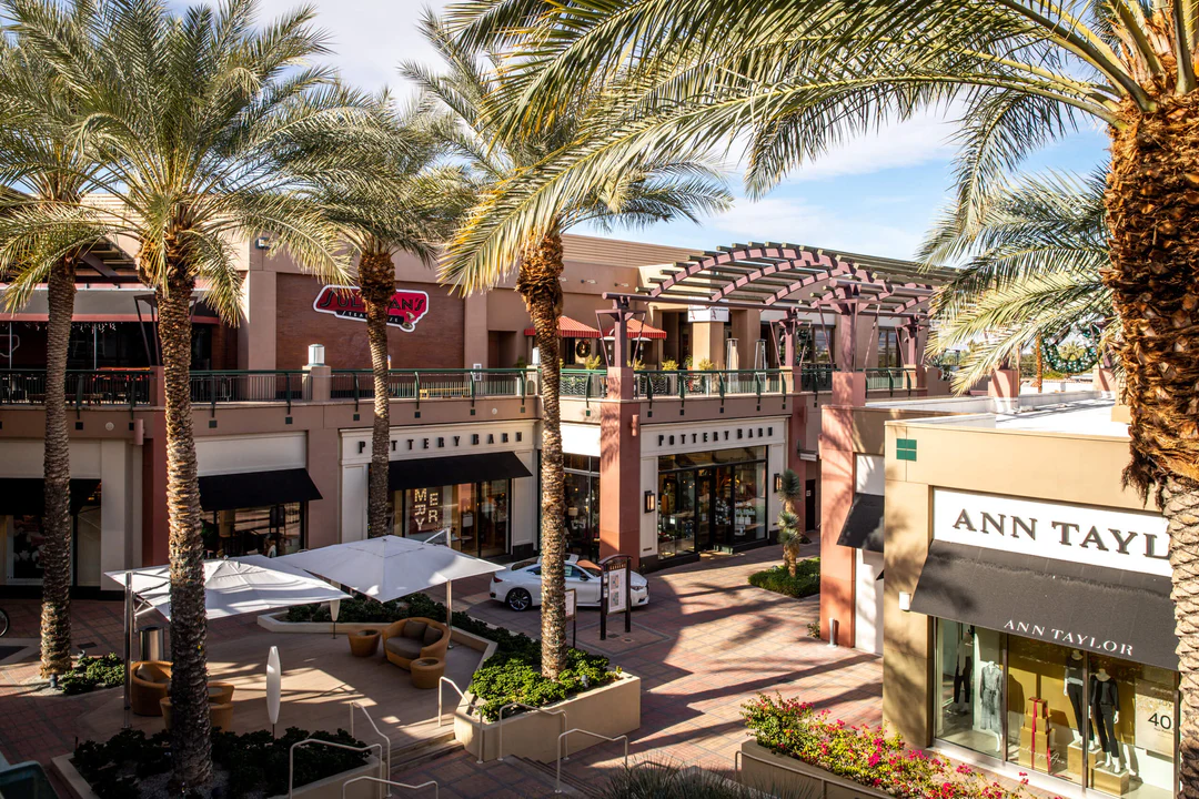 Retail - elevated image of the Gardens on El Paseo