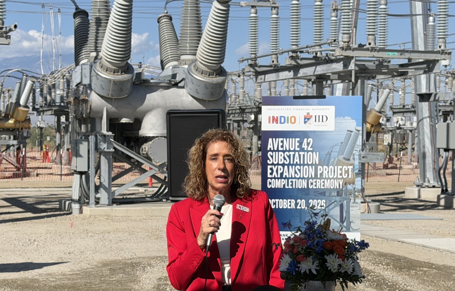 Indio - Ave 42 substation opening - mayor Holmes speaking image.